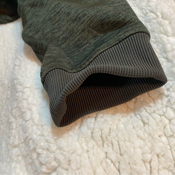 Under Armour Hoodie Mens Large Dark green excellent condition - Picture 5 of 9